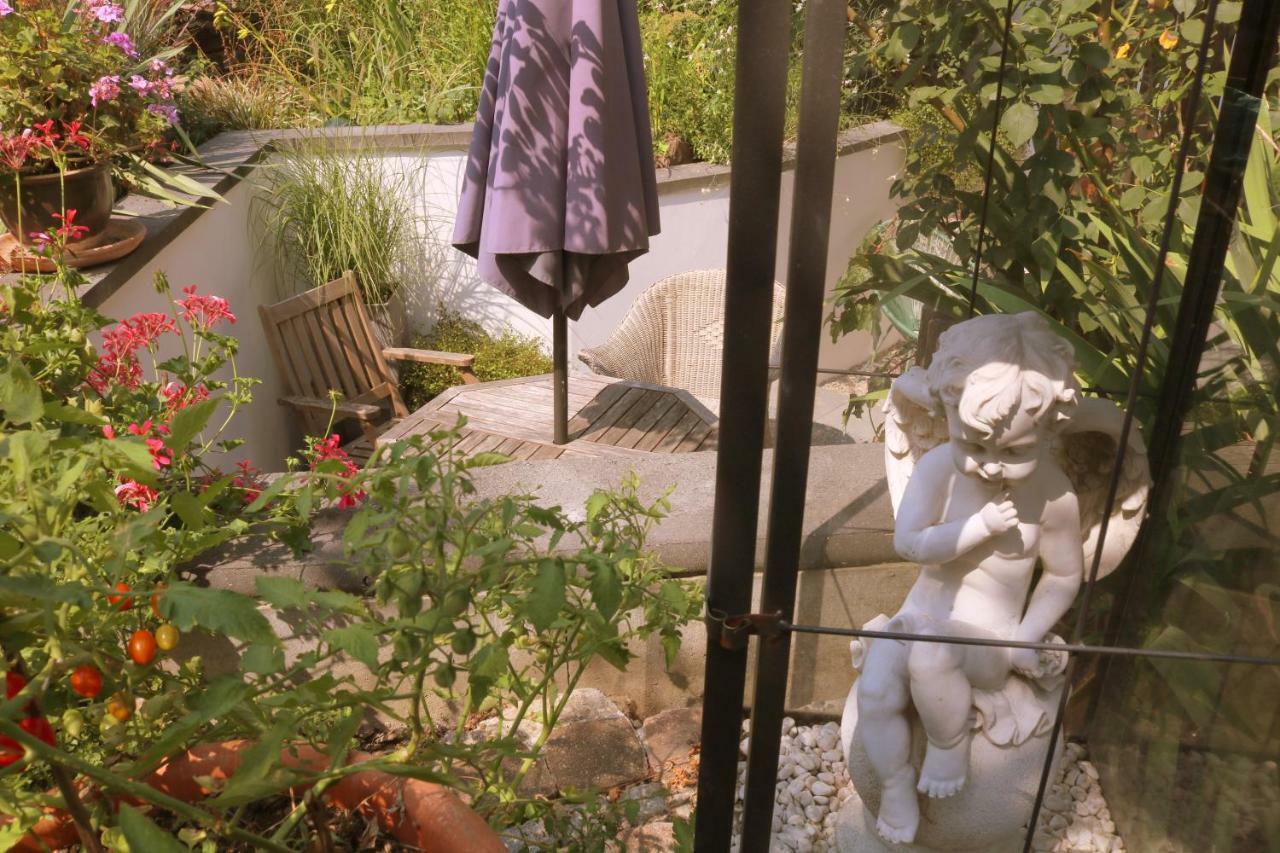 Soutterain - Wohnung Mit Senkgarten Weingarten  Luaran gambar