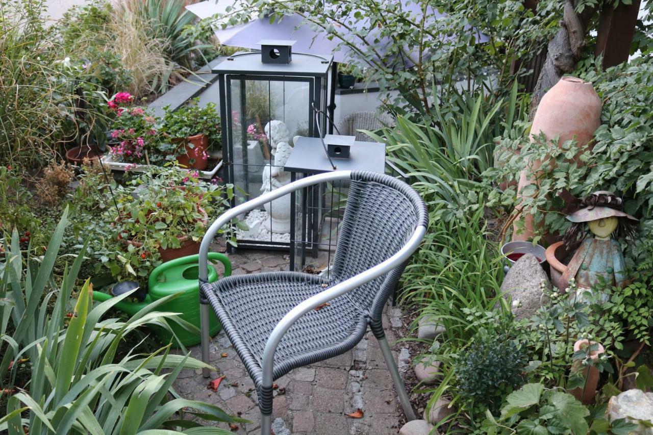 Soutterain - Wohnung Mit Senkgarten Weingarten  Luaran gambar